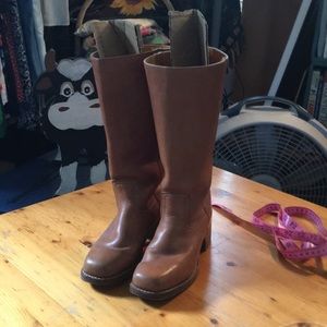 Frye campus boot 8m brown